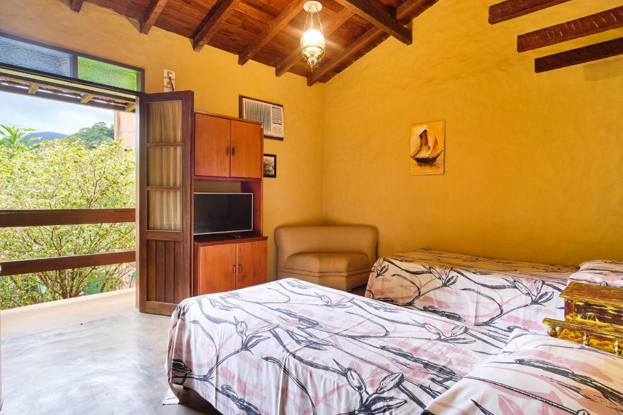 Quarto Família com Varanda